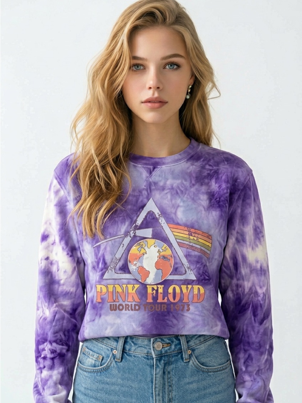 Pink Floyd authorized crewneck sweatshirt‎ See tag. Size S small.